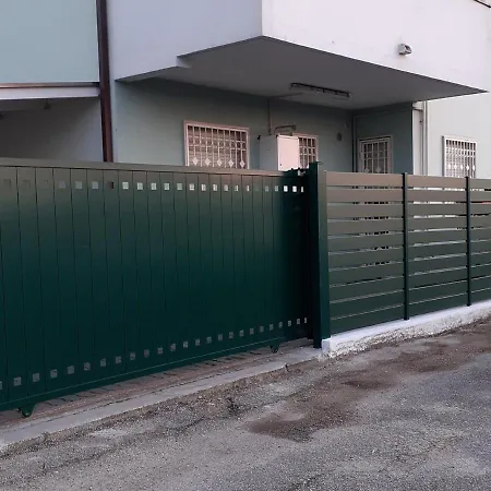 La Playa Nei Pressi Del Mare * Montesilvano Marina