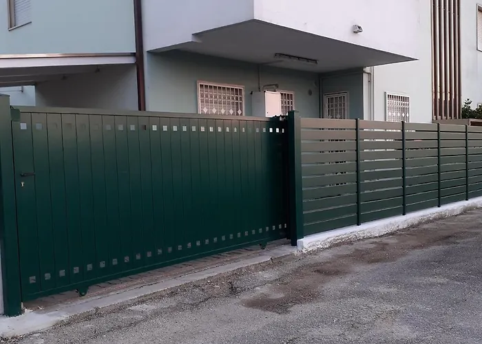 La Playa Nei Pressi Del Mare * Montesilvano Marina