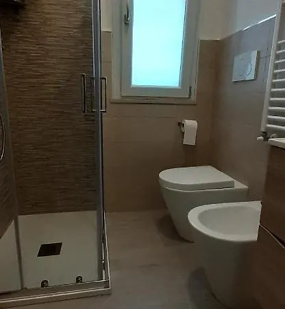 La Playa Nei Pressi Del Mare Montesilvano Marina