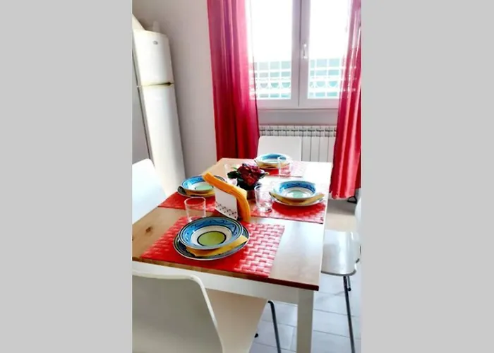 La Playa Nei Pressi Del Mare Apartamento *