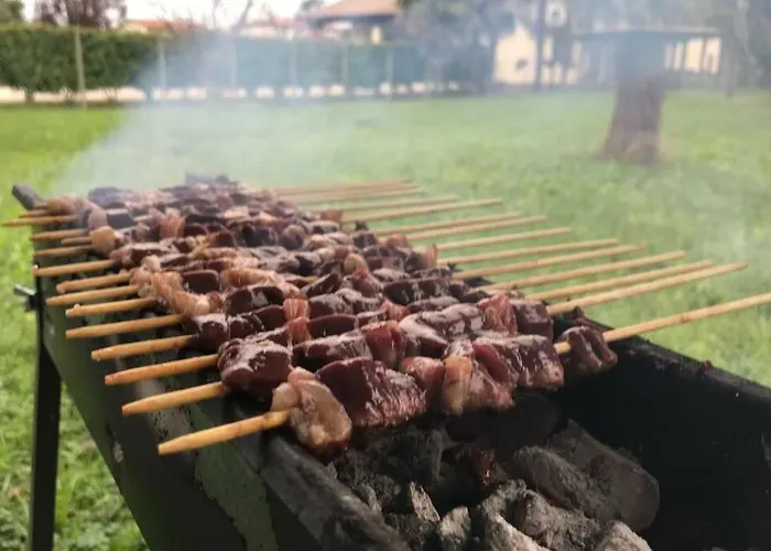 La Playa Nei Pressi Del Mare Montesilvano Marina